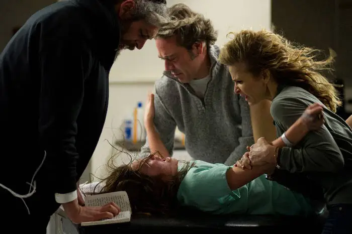 the possession con jeffrey dean morgan y kyra sedgwick