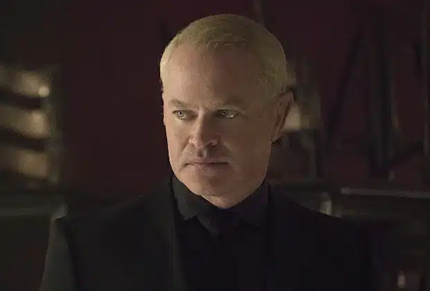 'arrow', 'the flash' y 'legends of tomorrow' compartirán personaje: damien darhk