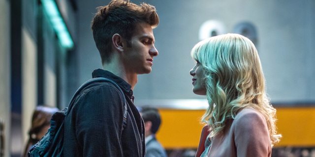 andrew garfield no se comprometio con the amazing spider-man