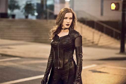 katie cassidy es black siren