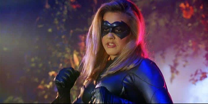 Alicia Silverstone quiere ser Batgirl en la película de Joss Whedon