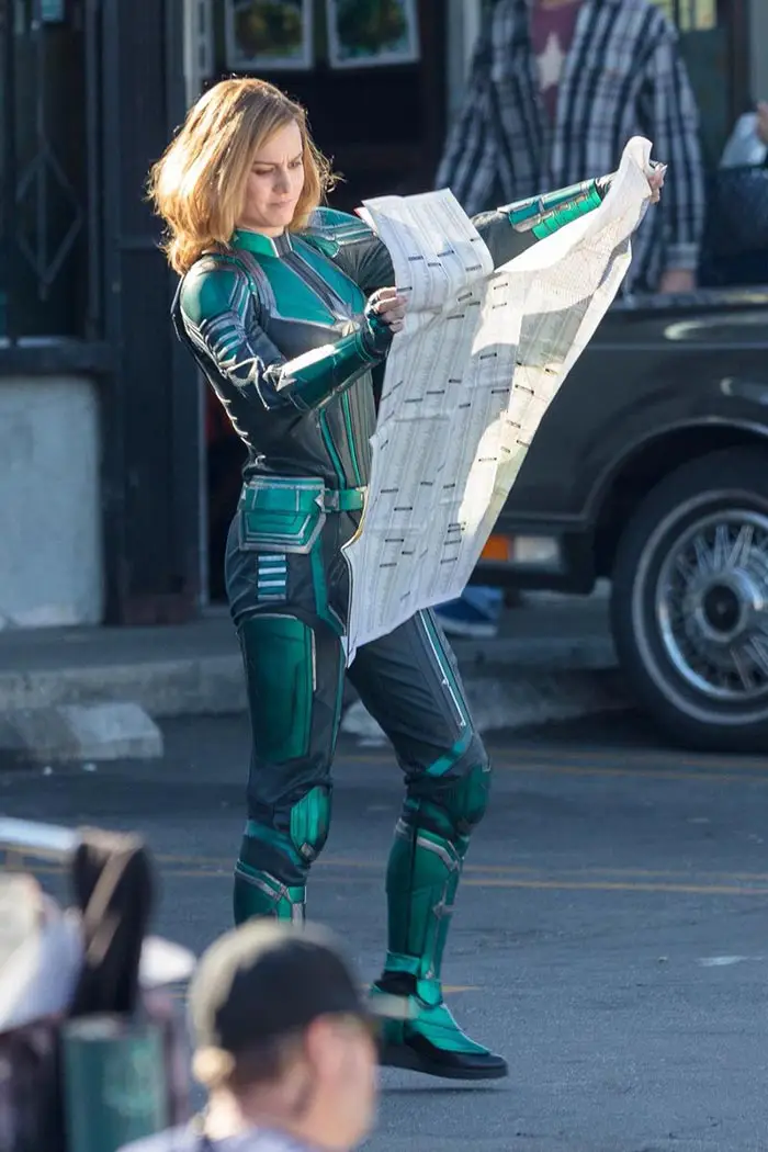 traje de brie larson en capitana marvel (2019)