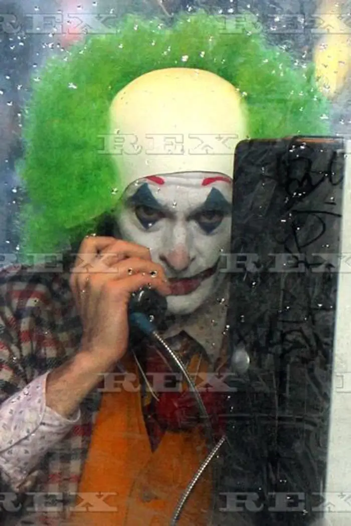 joaquin phoenix como arthur fleck en joker (2019)