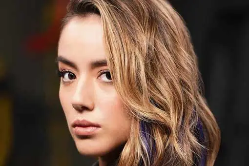 chloe bennet cambia de look para agentes de shield temporada 6