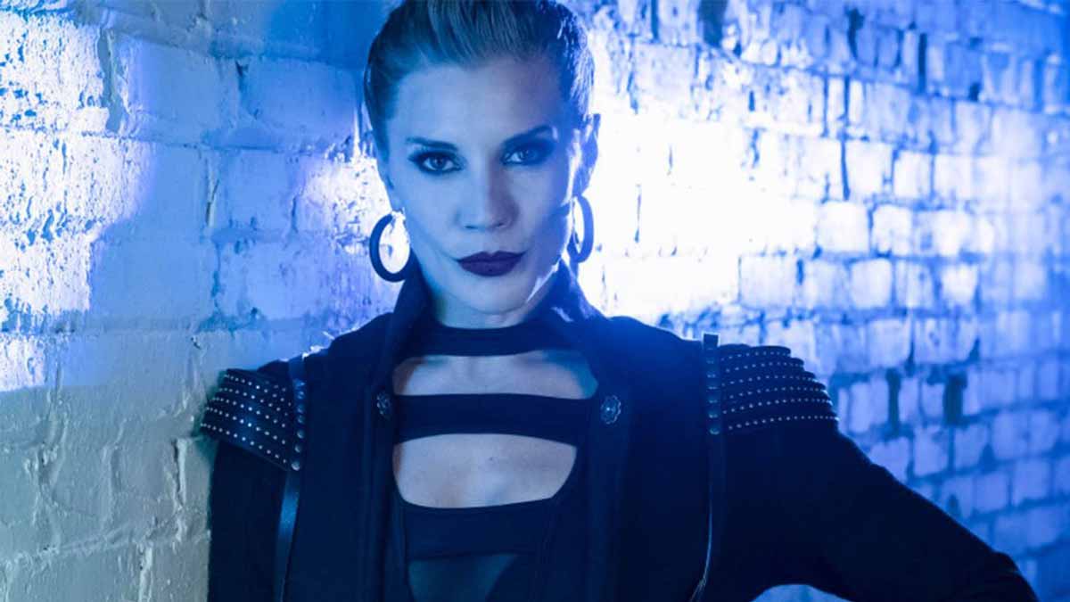 primera imagen de katee sackhoff-as amunet black en the flash