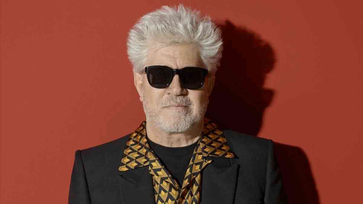 pedro almodóvar dice que las películas de superhéroes están "castradas"