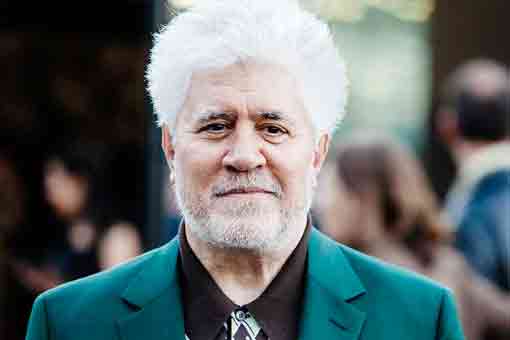 pedro almodóvar dice que las películas de superhéroes están "castradas"