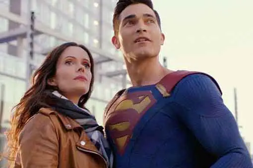 la sinopsis de la serie superman y lois revela un spoiler del arrowverso