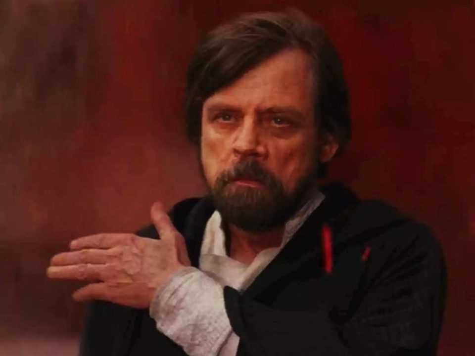 mark hamill no puede explicar uno de los grandes agujeros de guion de star wars