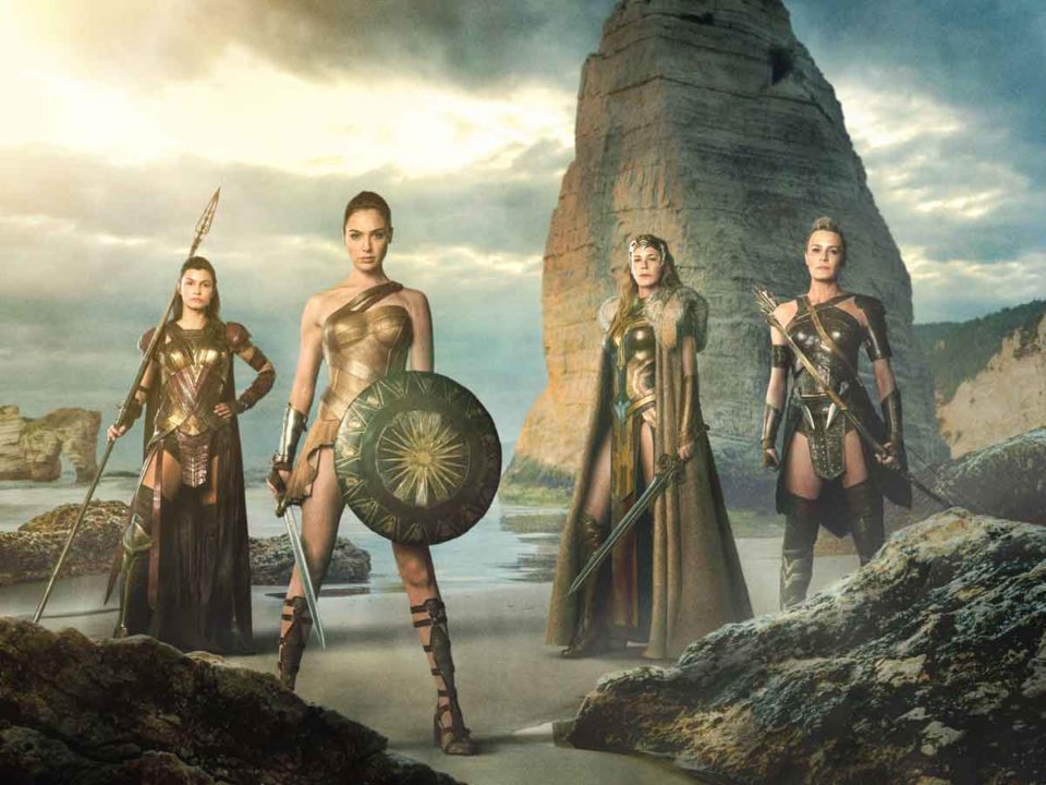 la directora de wonder woman tiene planes para dos películas más