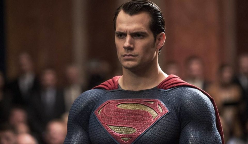 snyder cut: henry cavill habría firmado un nuevo contrato para ser superman