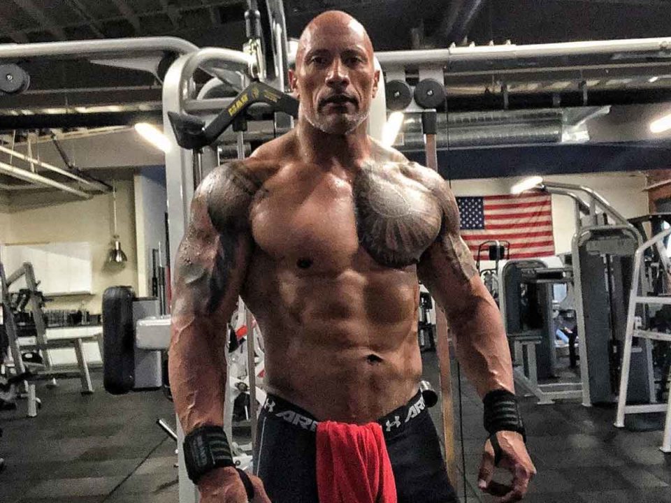 leyendas de la wwe hacían bullying a dwayne johnson