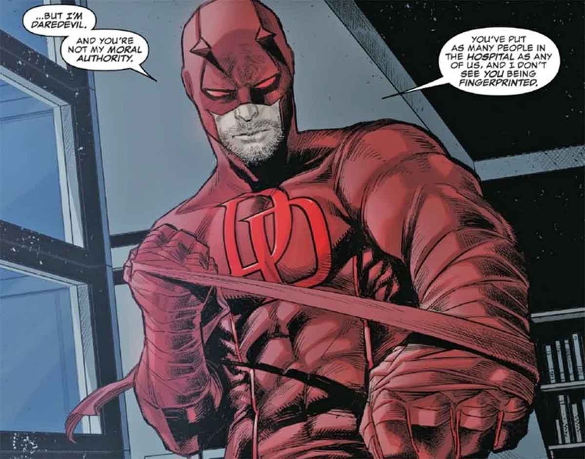 daredevil le da una lección de responsabilidad a spider-man