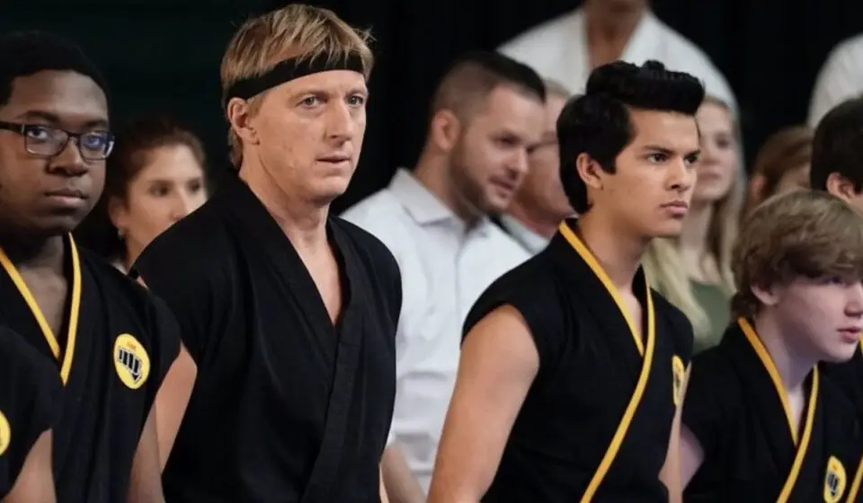 cobra kai: ¡la tercera temporada se estrenará más pronto!