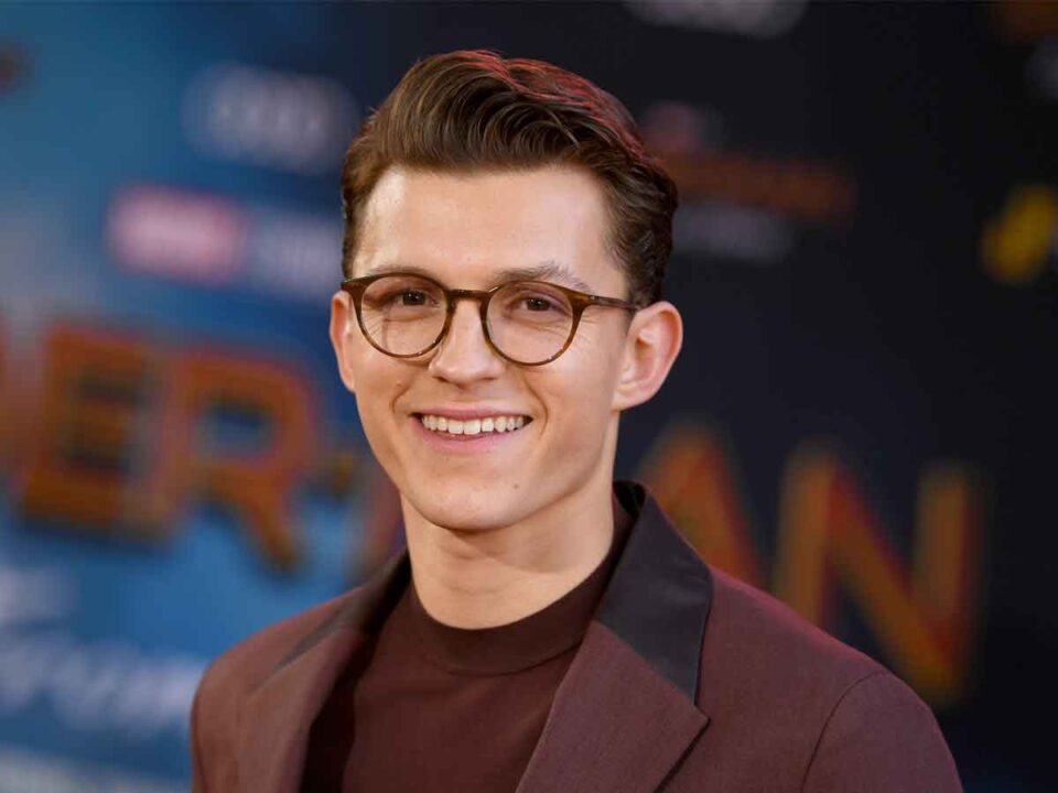 tom holland se convierte en el actor mejor pagado de sony