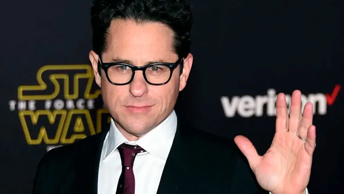 j.j. abrams confirma la realización de su próximo proyecto con warner