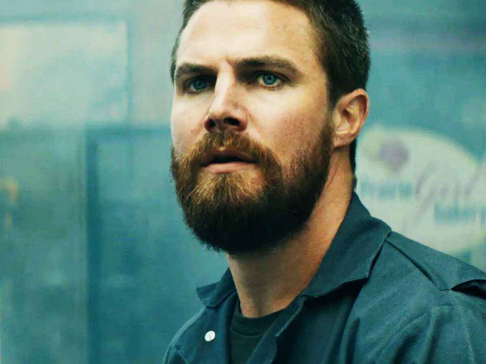 stephen amell hará la secuela de uno de sus mayores éxitos