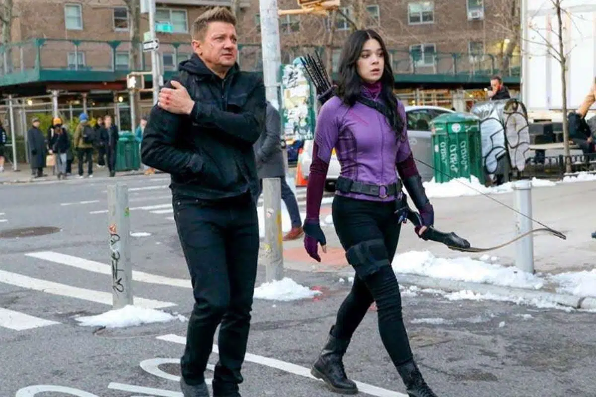 jeremy renner ha sido el mentor de hailee steinfeld en marvel studios