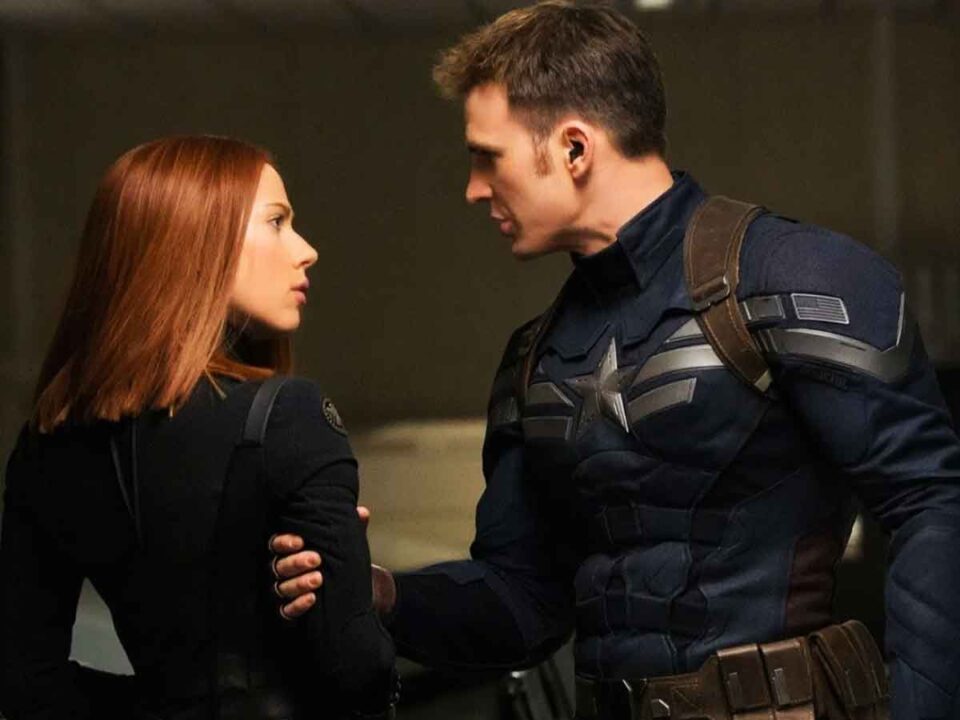 chris evans y scarlett johansson