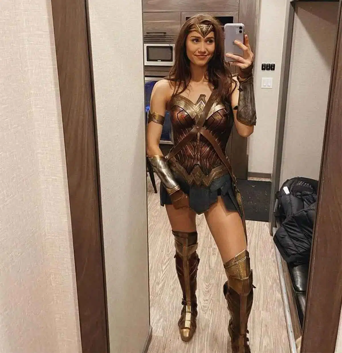 wonder woman gal gadot peacemaker