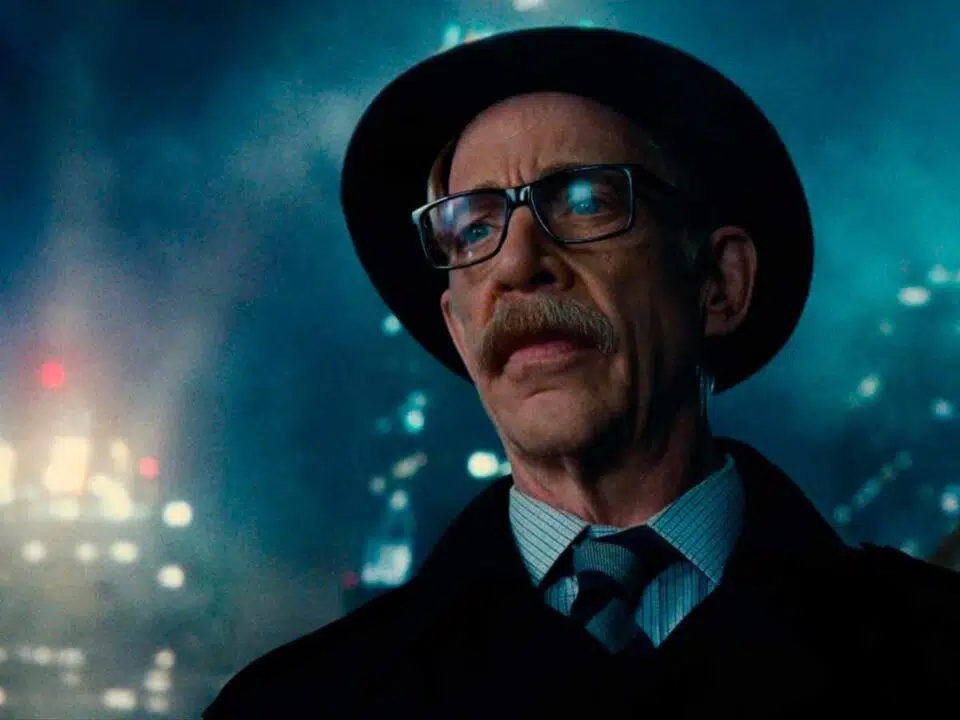 batgirl: filtradas imágenes de jim gordon (jk simmons)y el batman de michael keaton juntos