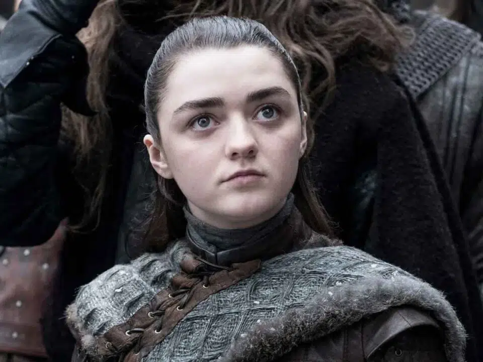 maisie williams en juego de tronos