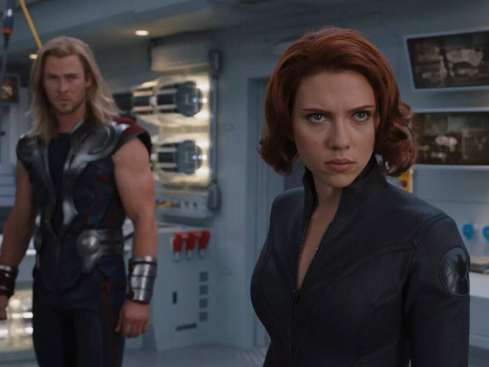 scarlett johansson y chris hemsworth en el ucm