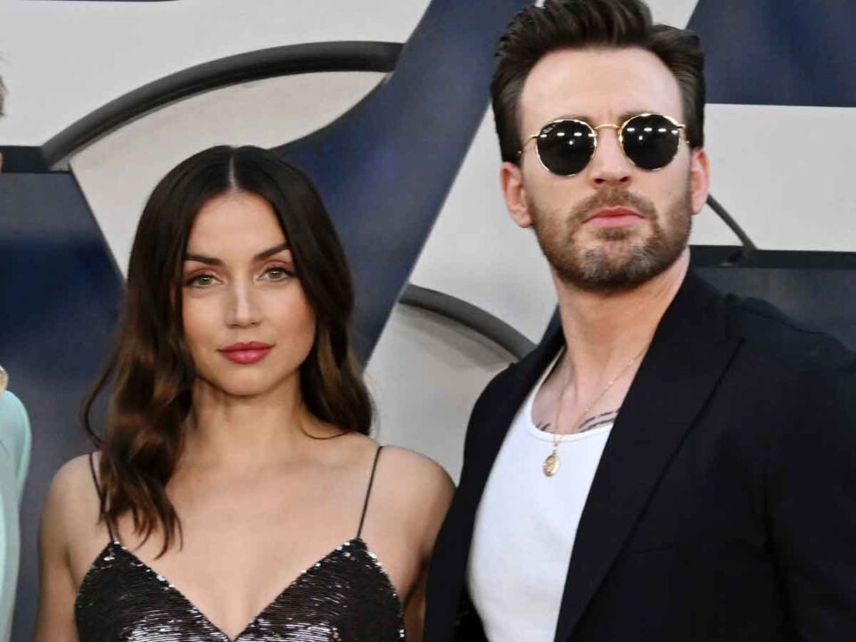 chris evans y ana de armas