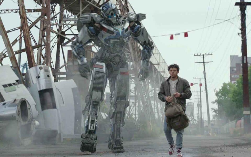 transformers: el despertar de las bestias - spot super bowl