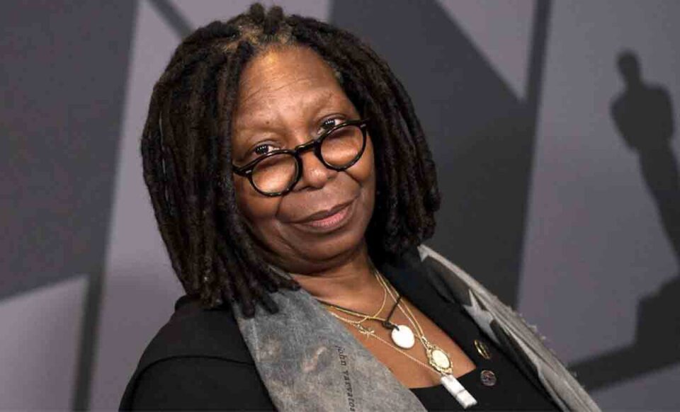 la presentadora y actriz whoopi goldberg