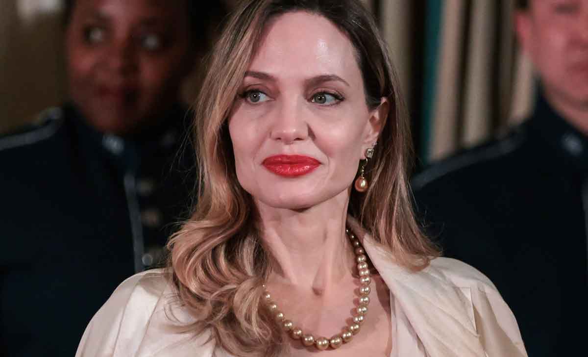 Angelina Jolie ataca a Hollywood sin piedad