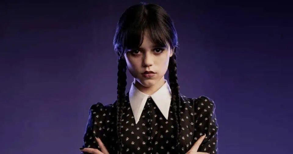 jenna ortega caracterizada como miercoles