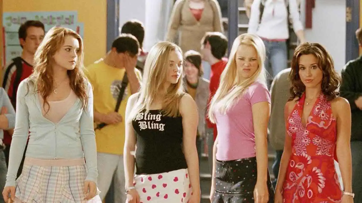 Lindsay Lohan, Amanda Seyfried, Rachel McAdams y Lacey Chabert en Chicas Malas 2004