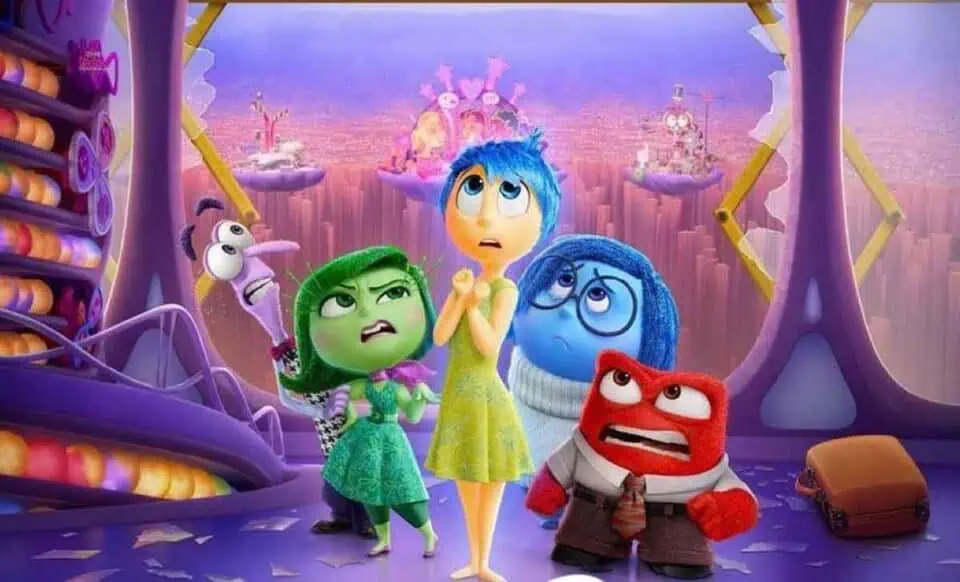 la película inside out 2 (del revés 2 o intensa-mente 2)