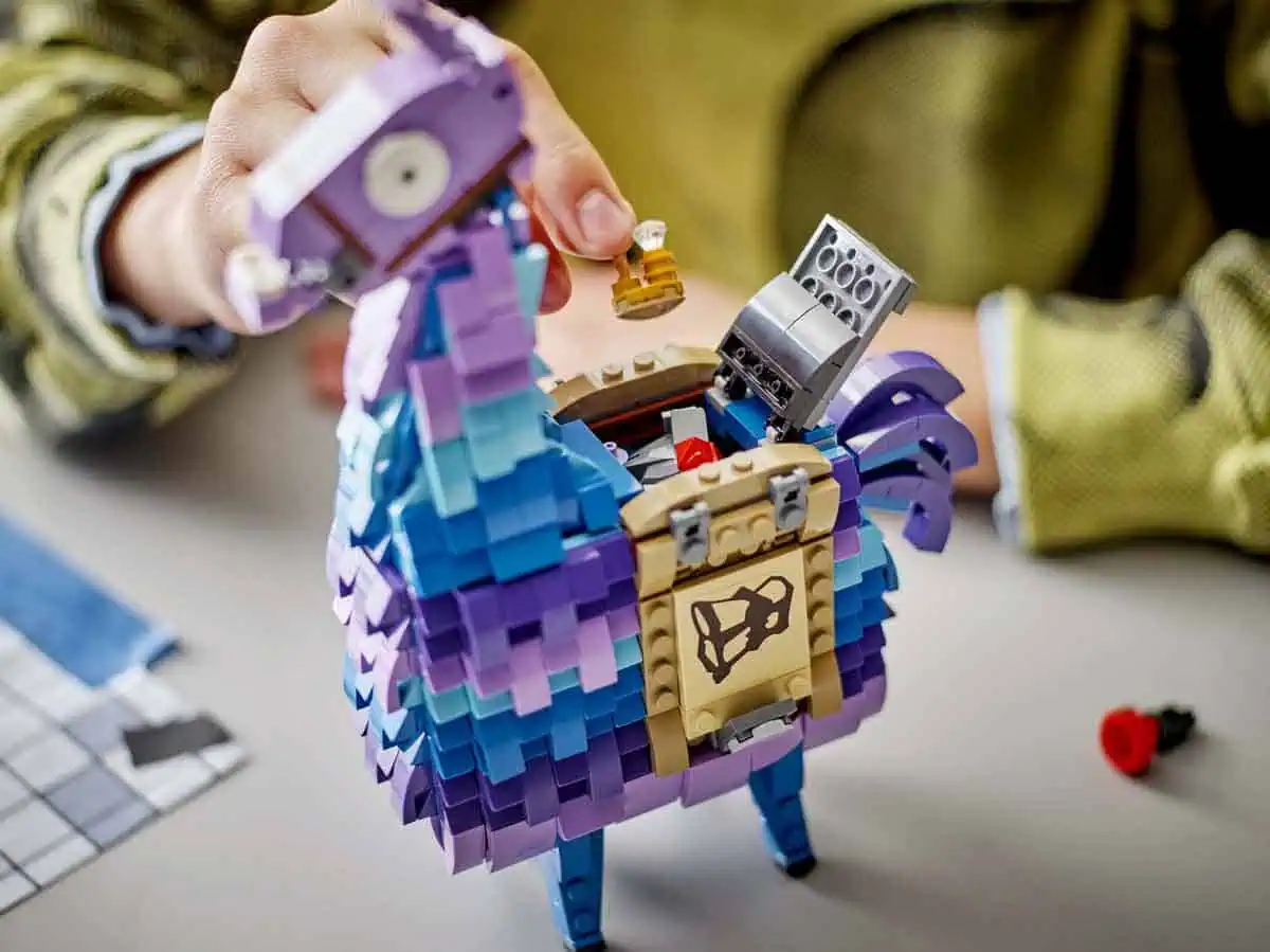 lego fortnite llama de suministros 