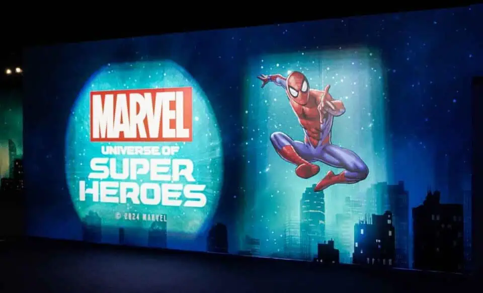 llega a españa la primera exposición oficial sobre el universo marvel