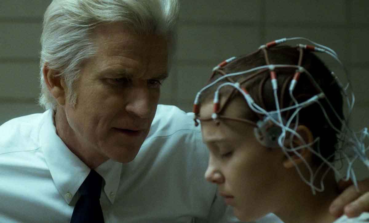 dr martin brenner matthew modine stranger things