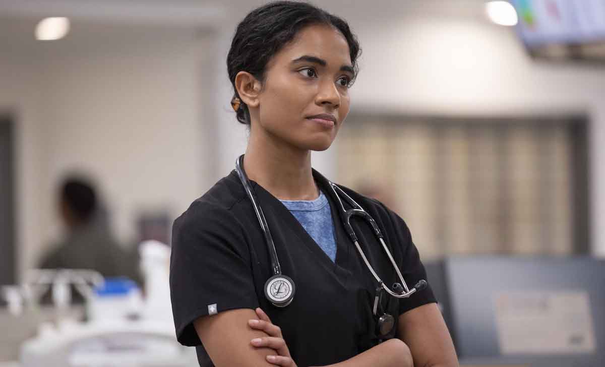 supriya ganesh en the pitt de hbo max