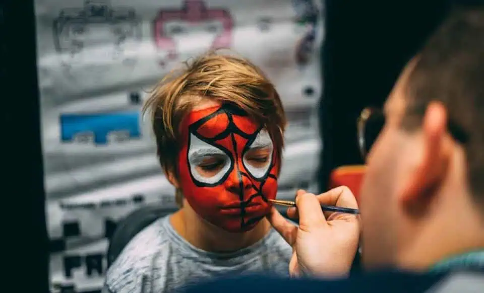 disfrázate de los superhéroes más populares este carnaval