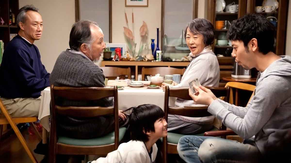 una familia de tokio