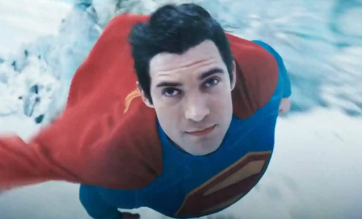 Superman vuelo 2025